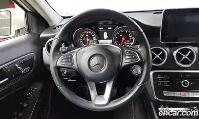 Mercedes-Benz GLA-Class 2018 2.0 Автомат в Москве № 194551, миниатюра 5
