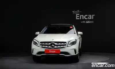Mercedes-Benz GLA-Class 2018 2.0 Автомат в Москве № 194551, миниатюра 9
