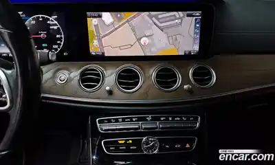 Mercedes-Benz E-Class 2020 2.0 Автомат в Москве № 195606, миниатюра 6