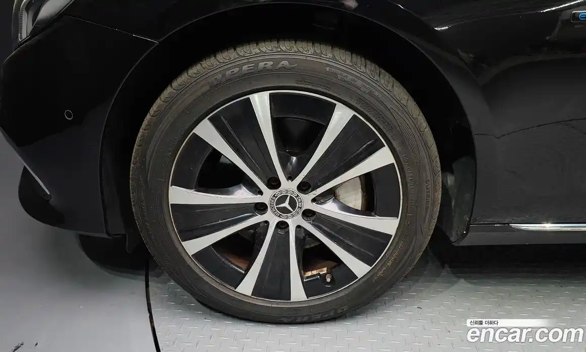 Mercedes-Benz E-Class 2020 2.0 Автомат в Москве № 195606, фото 10