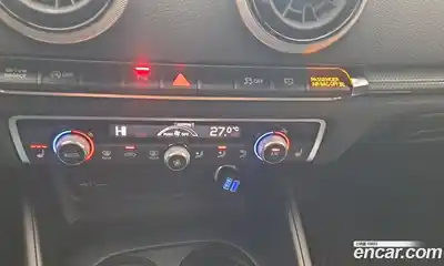 Audi A3 2018 2.0 Автомат в Москве № 196209, миниатюра 11