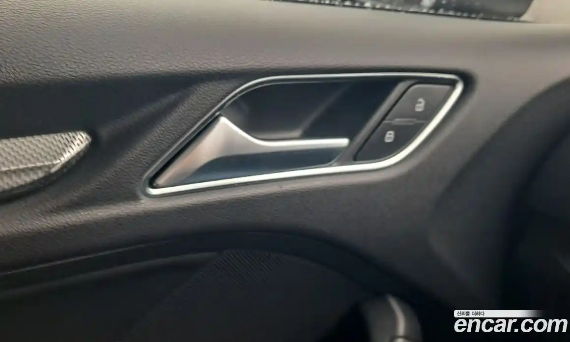 Audi A3 2018 2.0 Автомат в Москве № 196209, фото 14