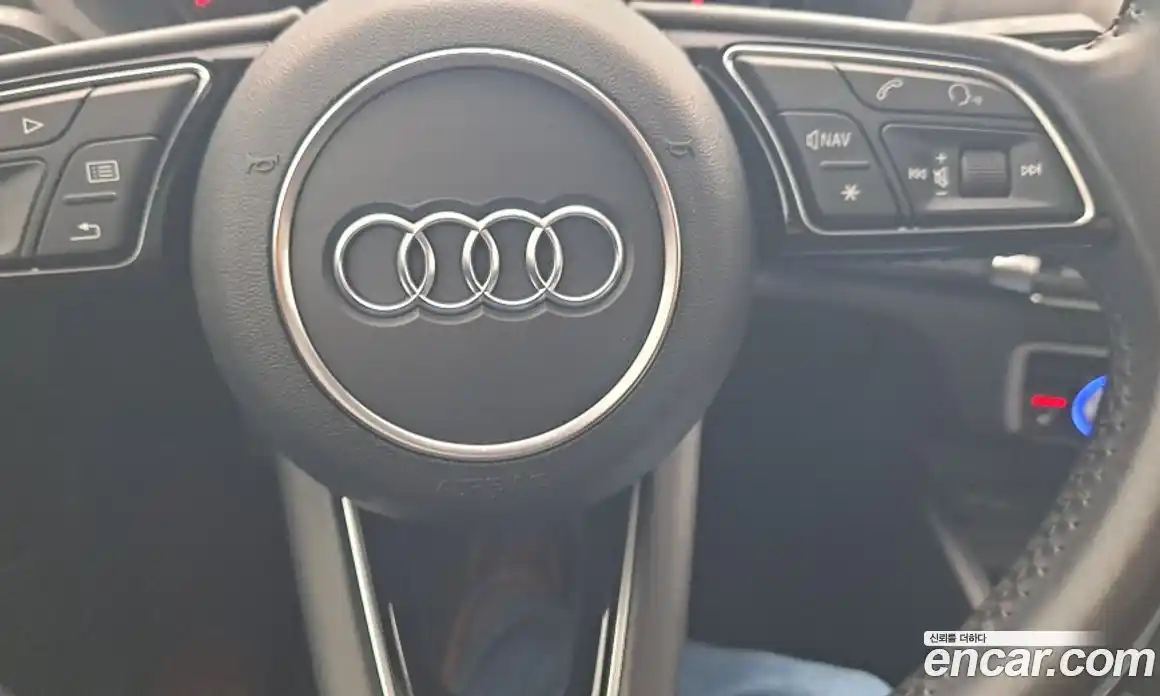 Audi A3 2018 2.0 Автомат в Москве № 196209, фото 17