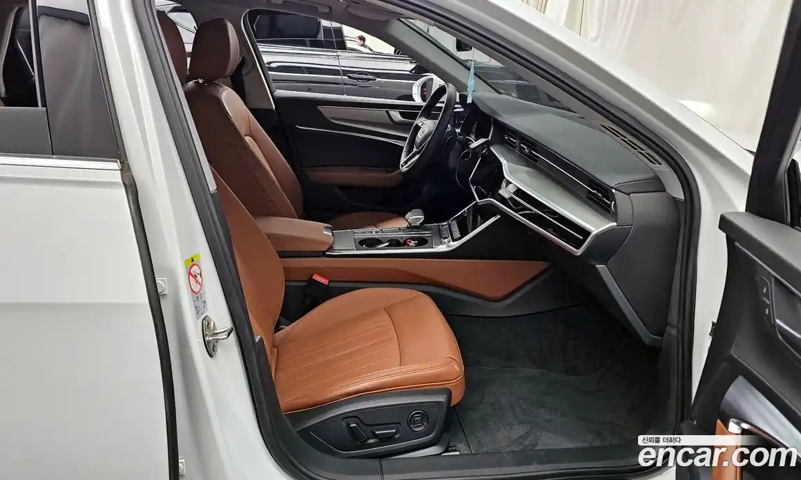 Audi A6 2023 2.0 Автомат в Москве № 196482, фото 15