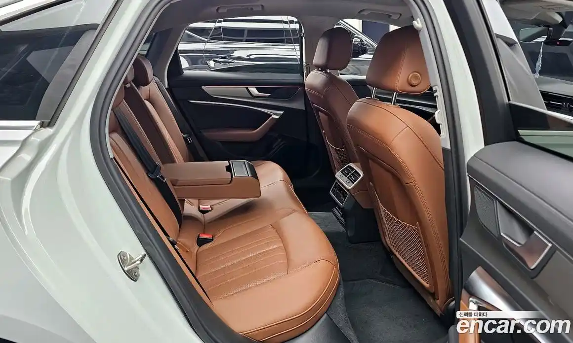 Audi A6 2023 2.0 Автомат в Москве № 196482, фото 18