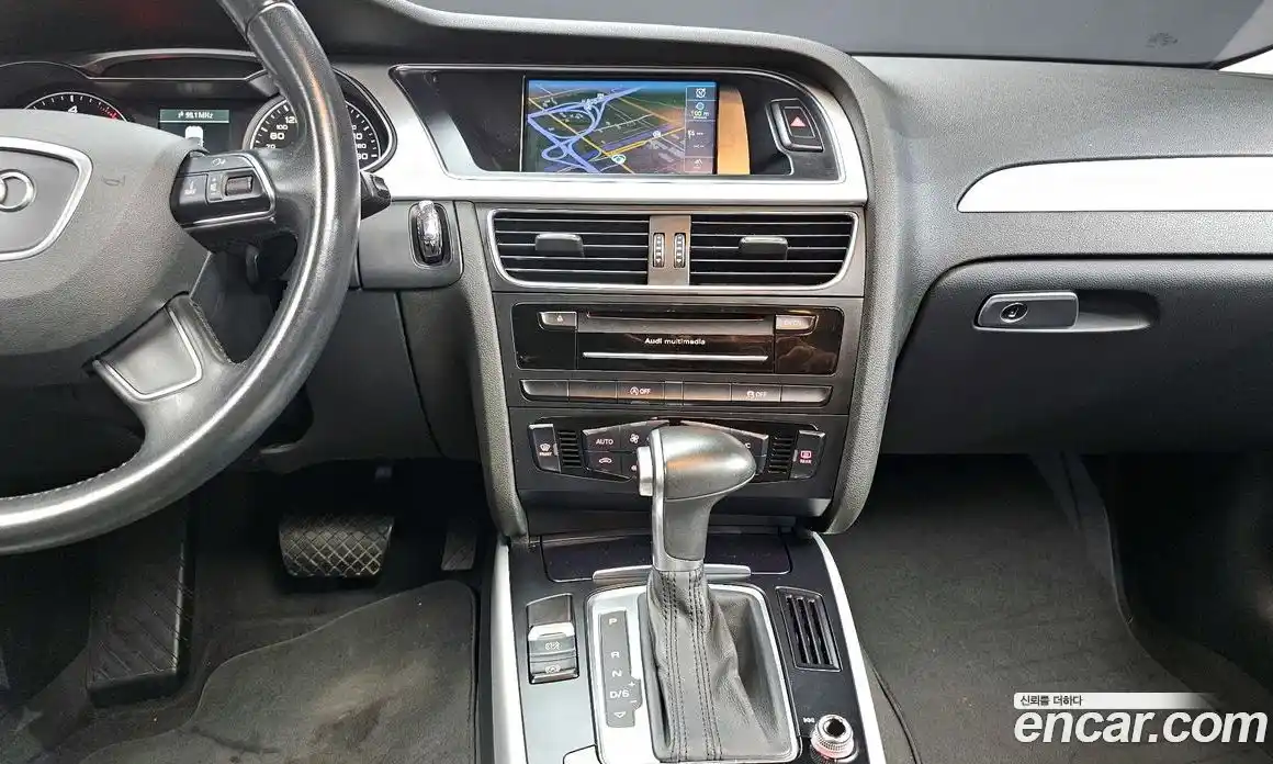 Audi A4 2015 2.0 Автомат в Москве № 196645, фото 16