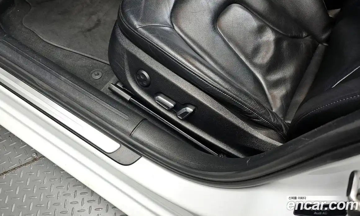 Audi A4 2015 2.0 Автомат в Москве № 196645, фото 8