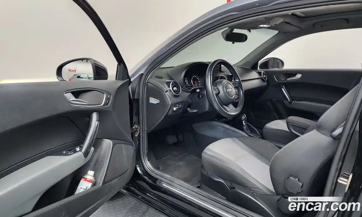 Audi A1 2015 1.6 Автомат в Москве № 196705, фото 11