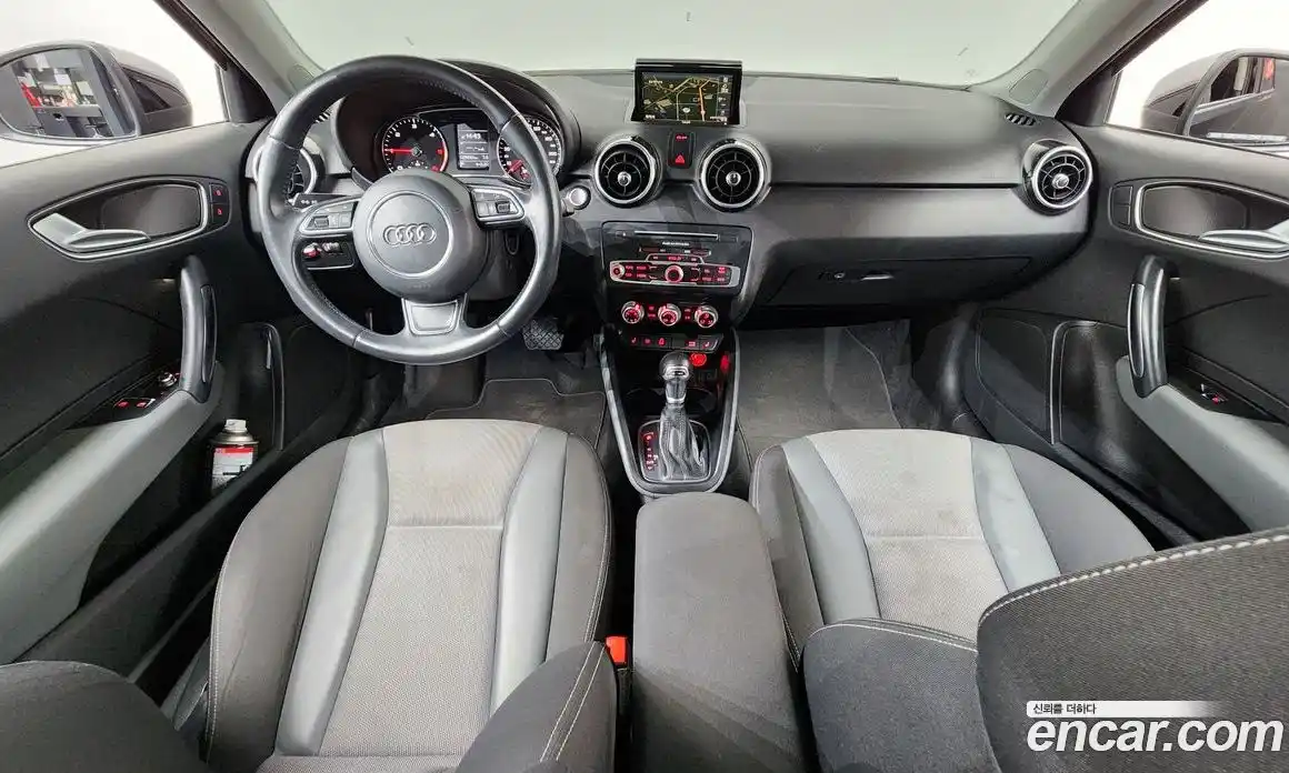 Audi A1 2015 1.6 Автомат в Москве № 196705, фото 13