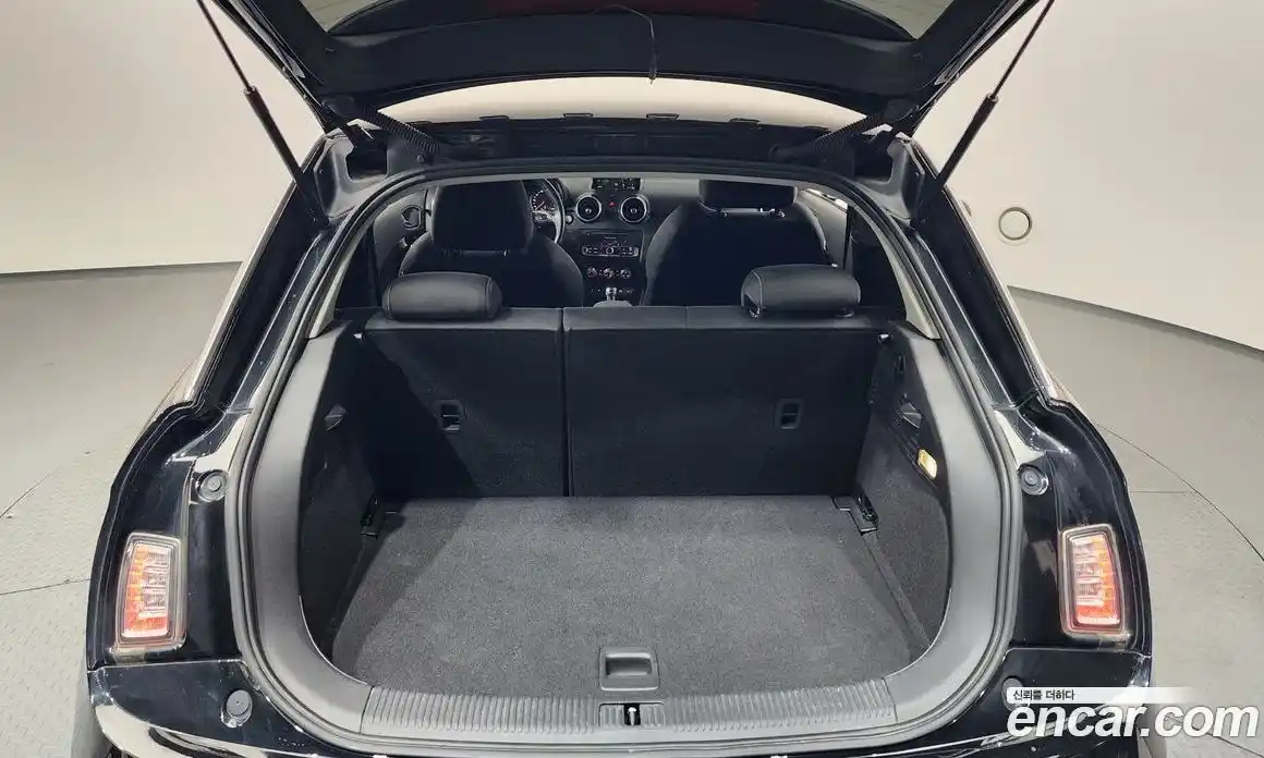 Audi A1 2015 1.6 Автомат в Москве № 196705, фото 20