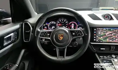 Porsche Cayenne 2023 3.0 Автомат в Москве № 197494, миниатюра 12