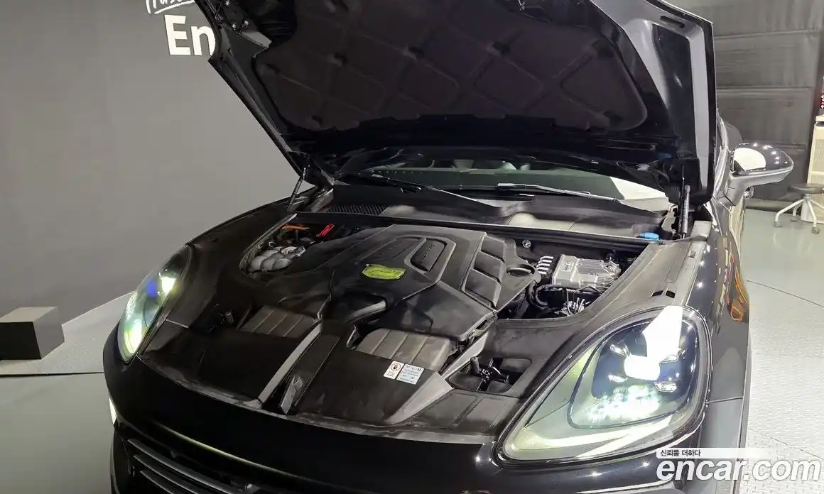 Porsche Cayenne 2023 3.0 Автомат в Москве № 197494, фото 19