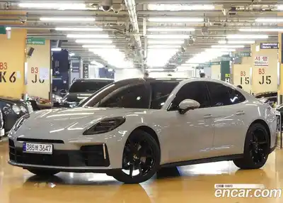 Porsche Panamera, 2025