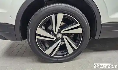 Volkswagen Touareg 2020 3.0 Автомат в Москве № 199301, миниатюра 7