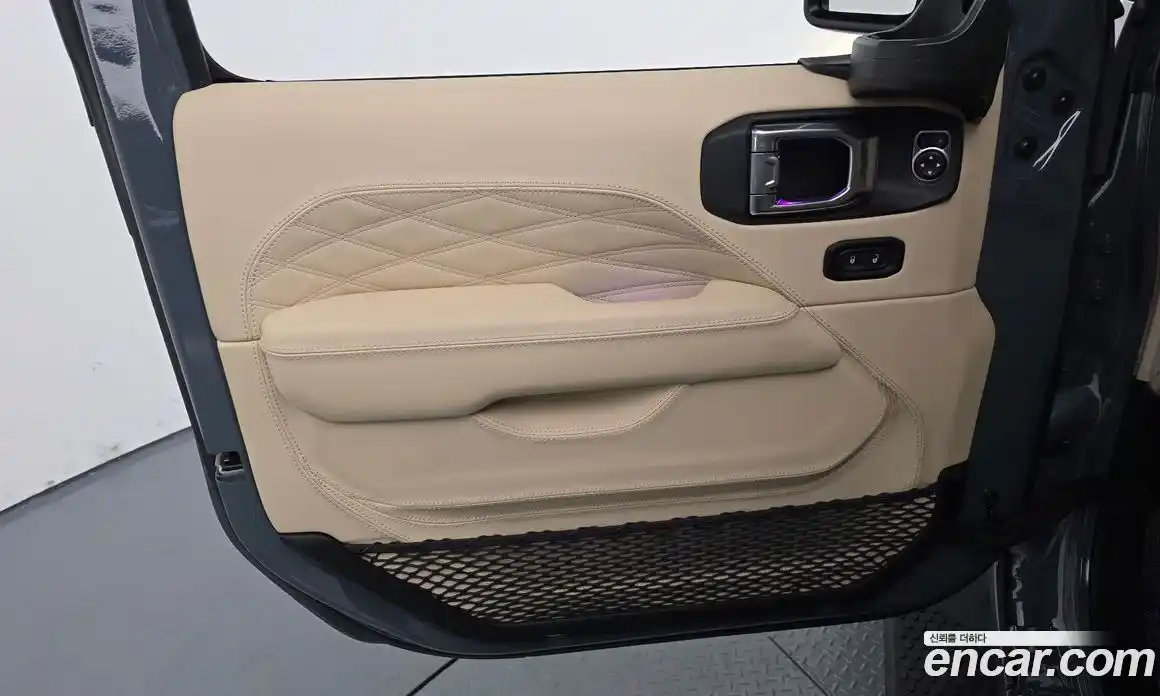 Jeep Wrangler 2024 2.0 Автомат в Москве № 199410, фото 14