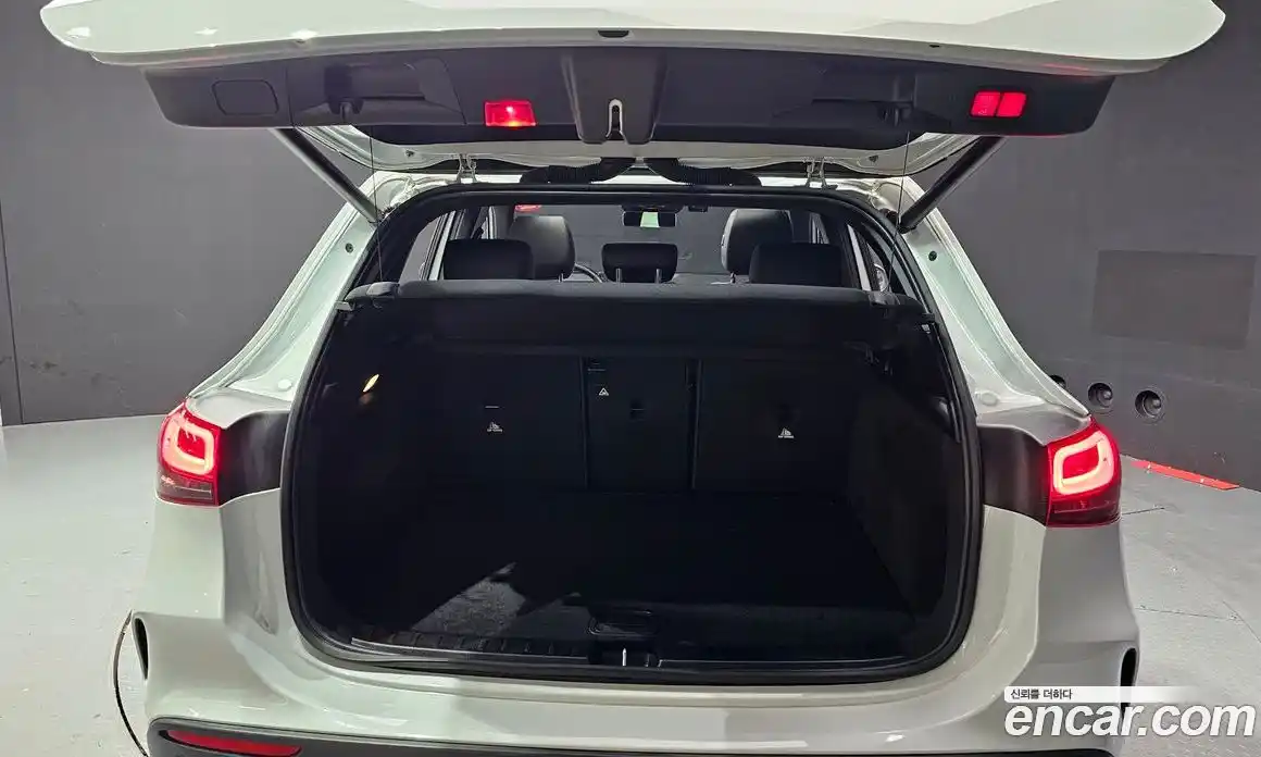 Mercedes-Benz GLA-Class 2022 2.0 Автомат в Москве № 203508, фото 20