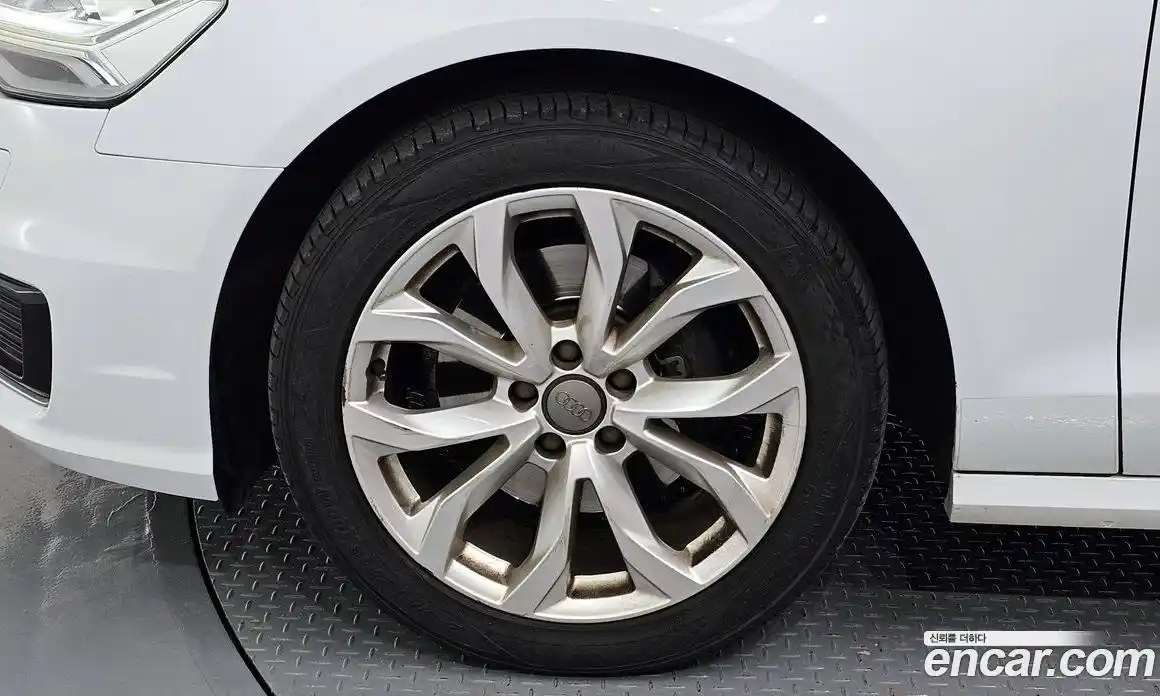 Audi A6 2016 2.0 Автомат в Москве № 204095, фото 8