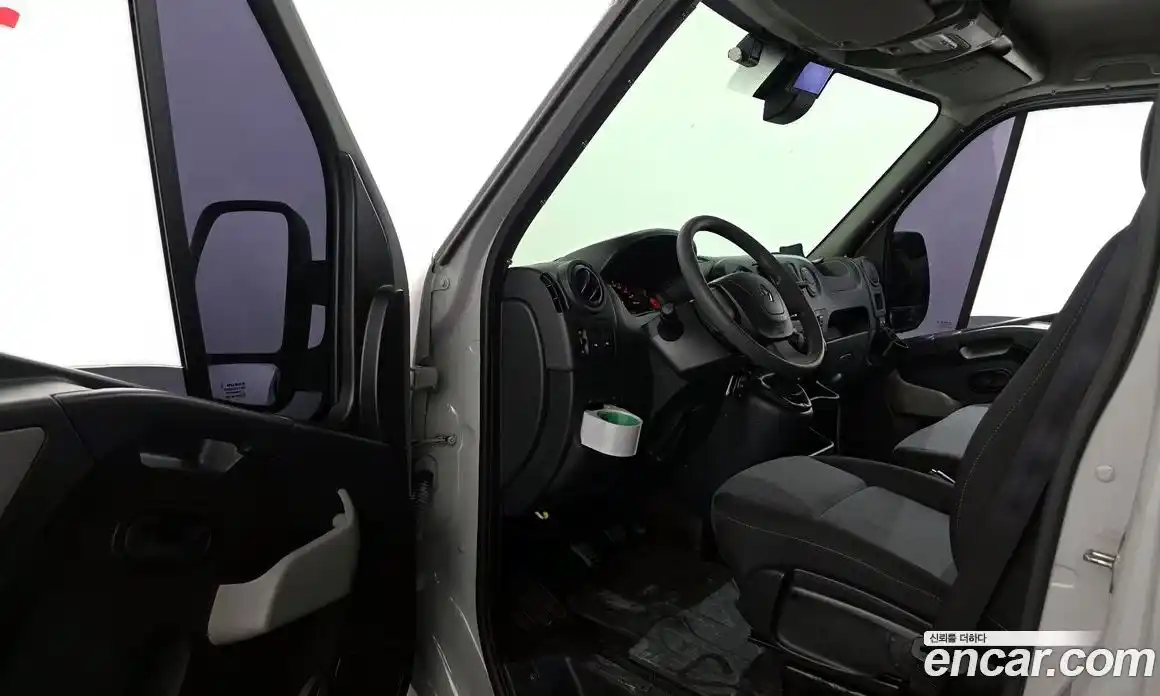 Renault Master 2019 2.3 Механическая в Москве № 205624, фото 18