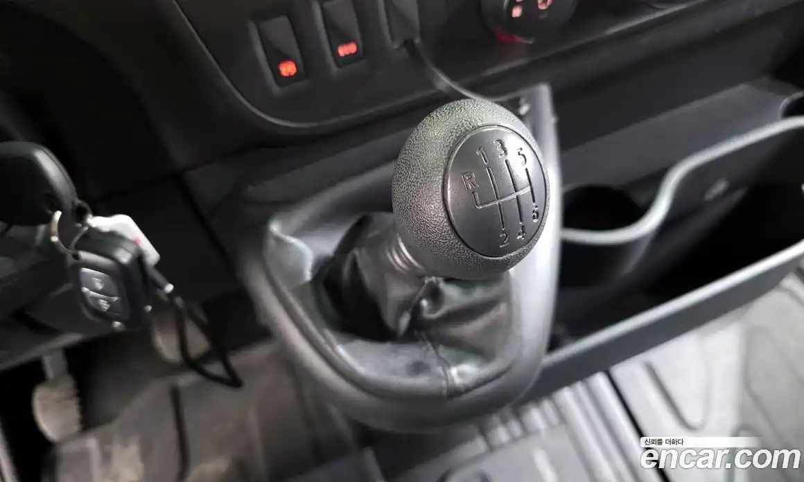 Renault Master 2019 2.3 Механическая в Москве № 205624, фото 19