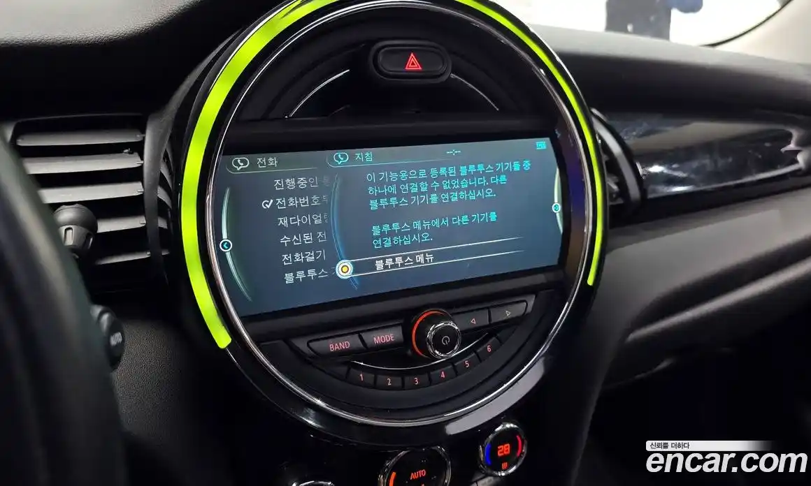 Mini Cooper 2015 1.5 Автомат в Москве № 206979, фото 12