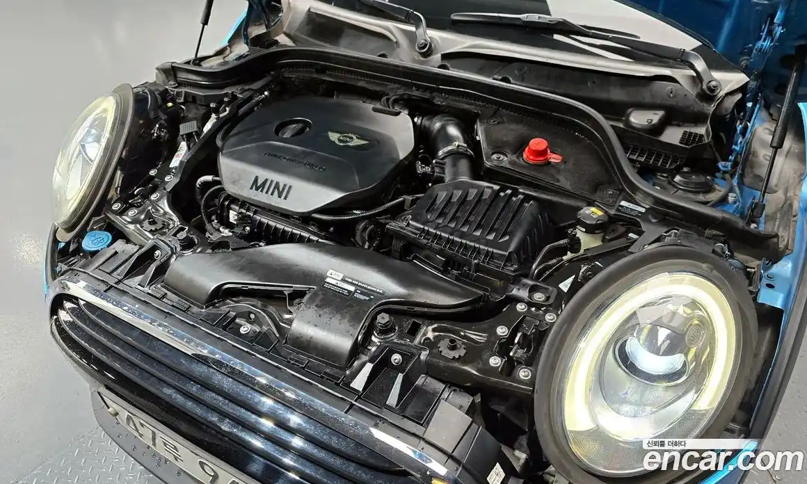 Mini Cooper 2015 1.5 Автомат в Москве № 206979, фото 20