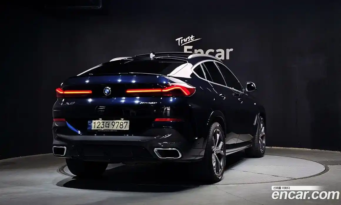 BMW X6 2022 3.0 Автомат в Москве № 210916, фото 13