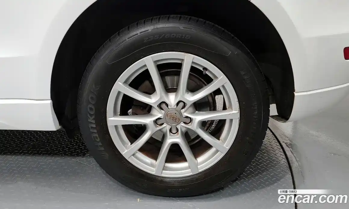 Audi Q5 2012 2.0 Автомат в Москве № 212590, фото 5