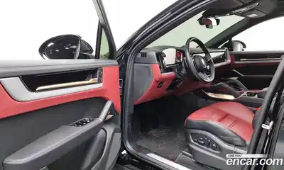 Porsche Cayenne 2024 3.0 Автомат в Москве № 213041, миниатюра 11