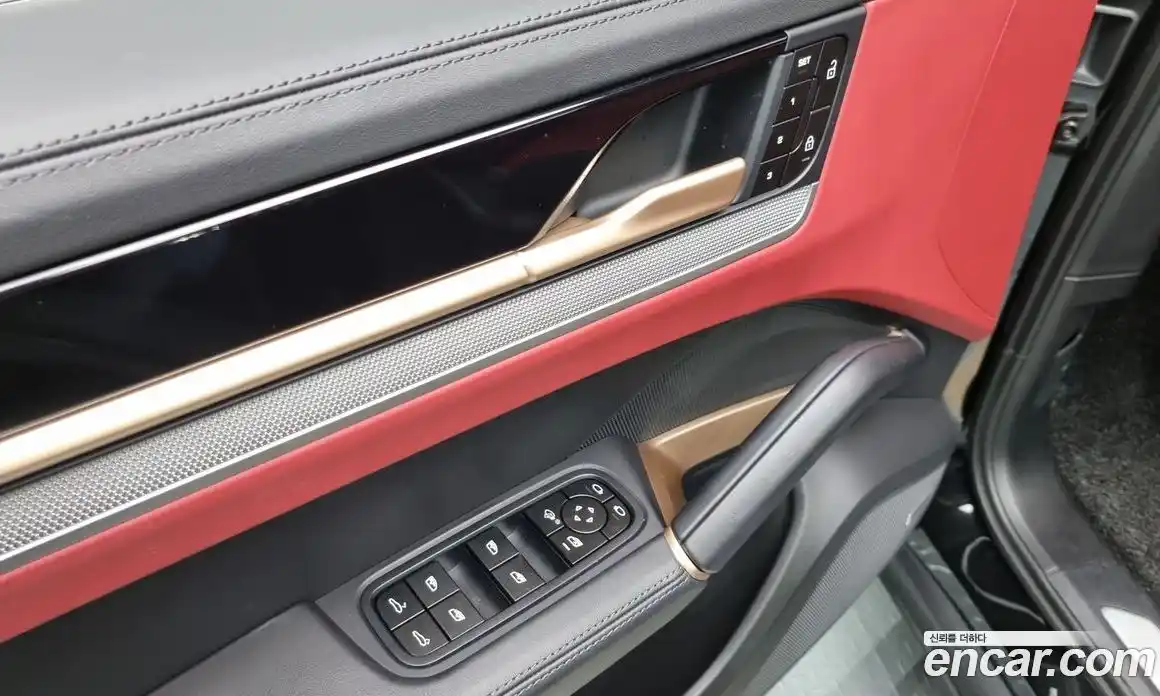 Porsche Cayenne 2024 3.0 Автомат в Москве № 213041, фото 18