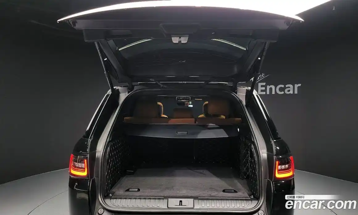 Land Rover Range-Rover Sport 2021 3.0 Автомат в Москве № 213363, фото 20