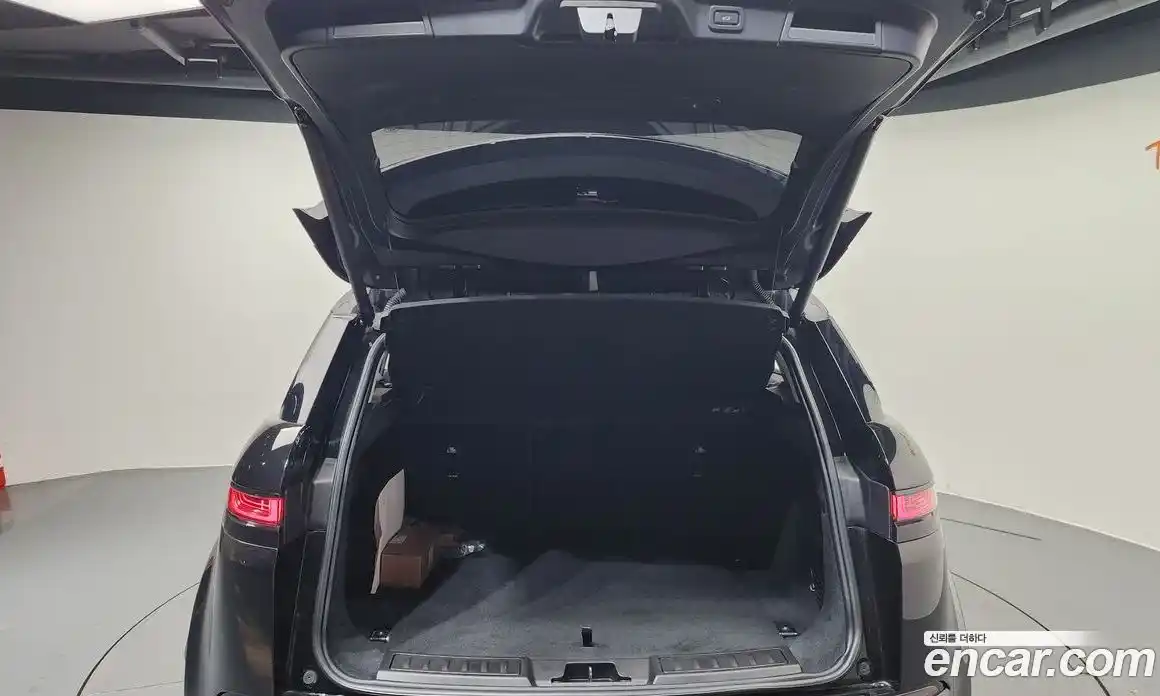 Land Rover Range-Rover Evoque 2020 2.0 Автомат в Москве № 213377, фото 14