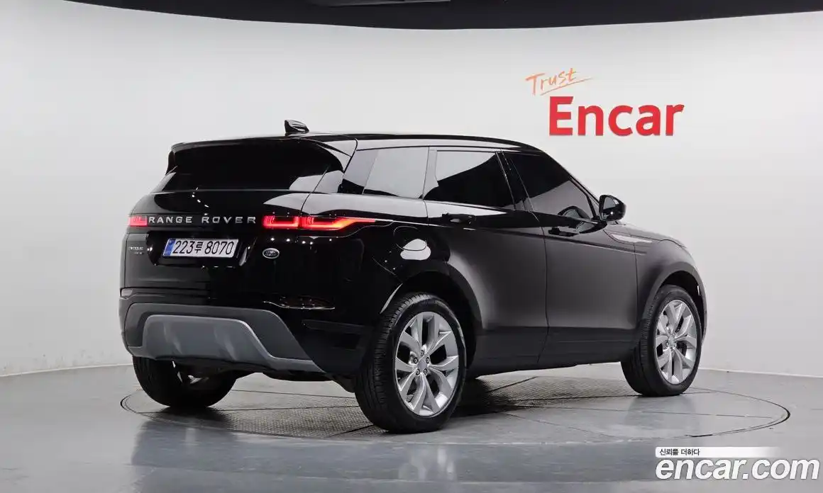 Land Rover Range-Rover Evoque 2020 2.0 Автомат в Москве № 213377, фото 20