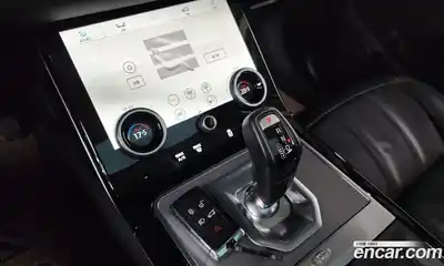 Land Rover Range-Rover Evoque 2020 2.0 Автомат в Москве № 213377, миниатюра 2