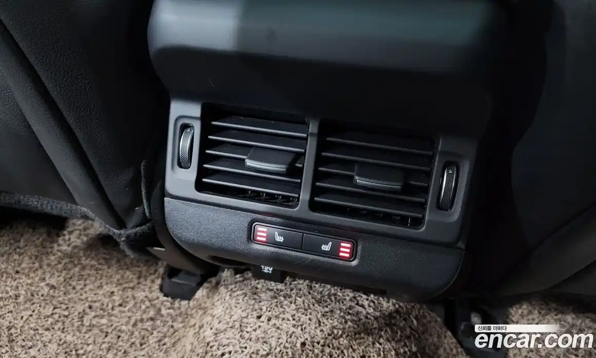 Land Rover Range-Rover Evoque 2020 2.0 Автомат в Москве № 213377, фото 6