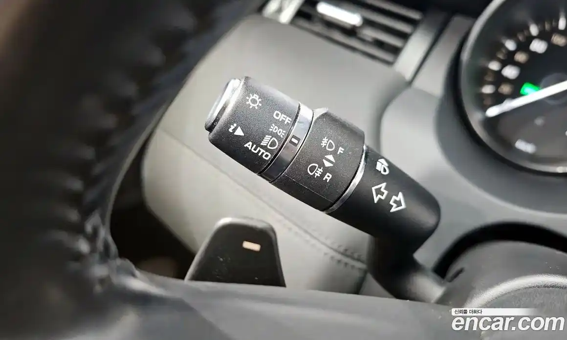 Land Rover Range-Rover Evoque 2017 2.0 Автомат в Москве № 213423, фото 17