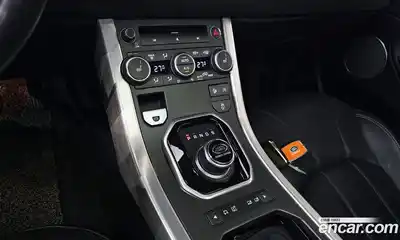 Land Rover Range-Rover Evoque 2017 2.0 Автомат в Москве № 213423, миниатюра 4
