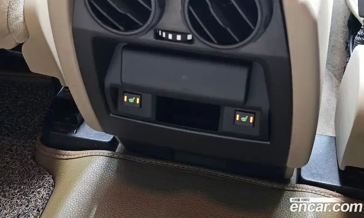 Land Rover Discovery 2016 3.0 Автомат в Москве № 213695, фото 17