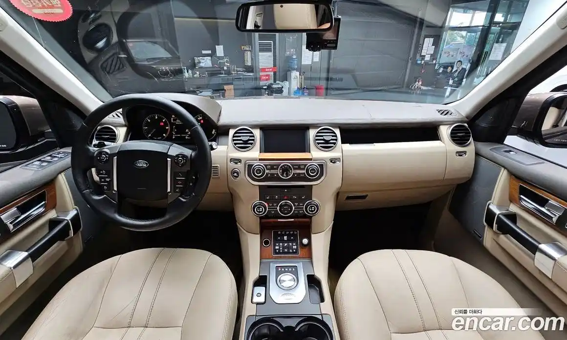 Land Rover Discovery 2016 3.0 Автомат в Москве № 213695, фото 7