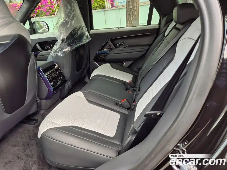 Land Rover Range-Rover Sport 2024 4.4 Автомат в Москве № 213888, фото 9