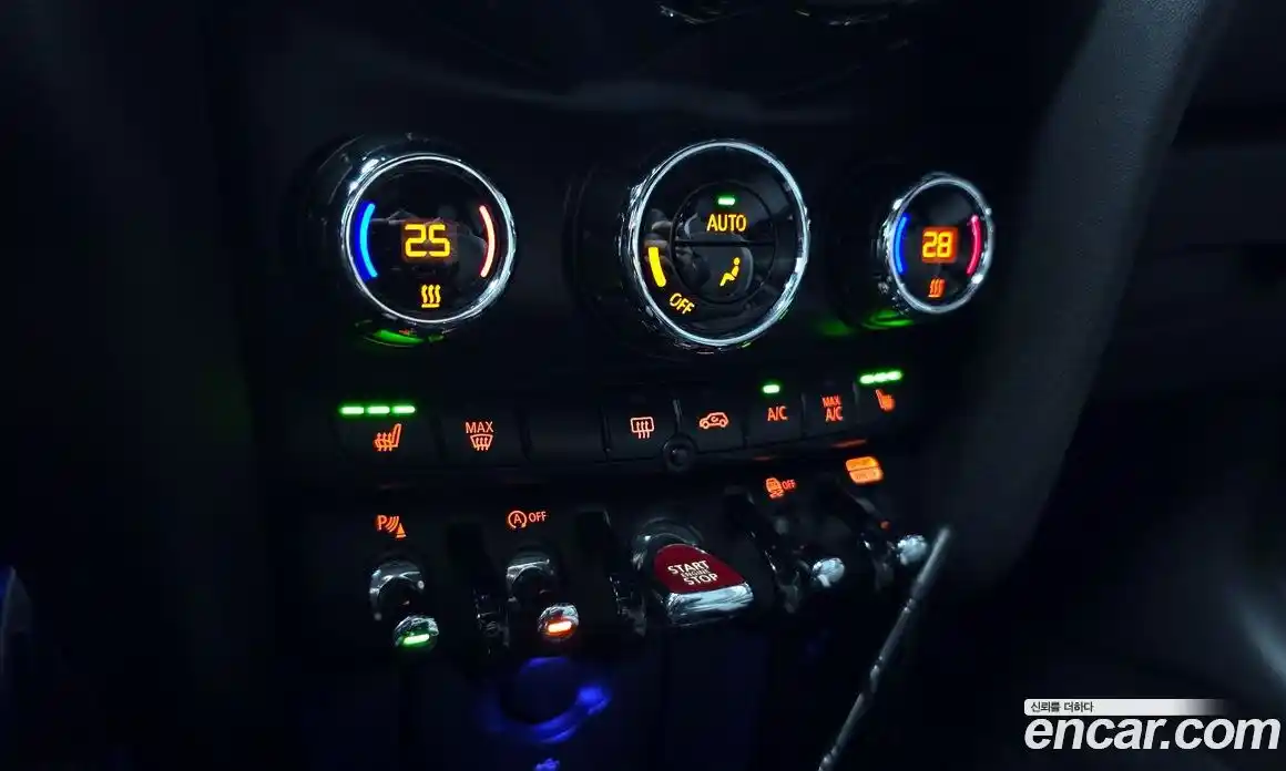 Mini Cooper 2022 2.0 Автомат в Москве № 214162, фото 16