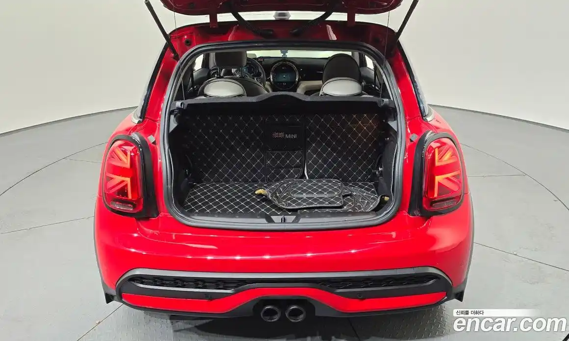 Mini Cooper 2023 2.0 Автомат в Москве № 214210, фото 7