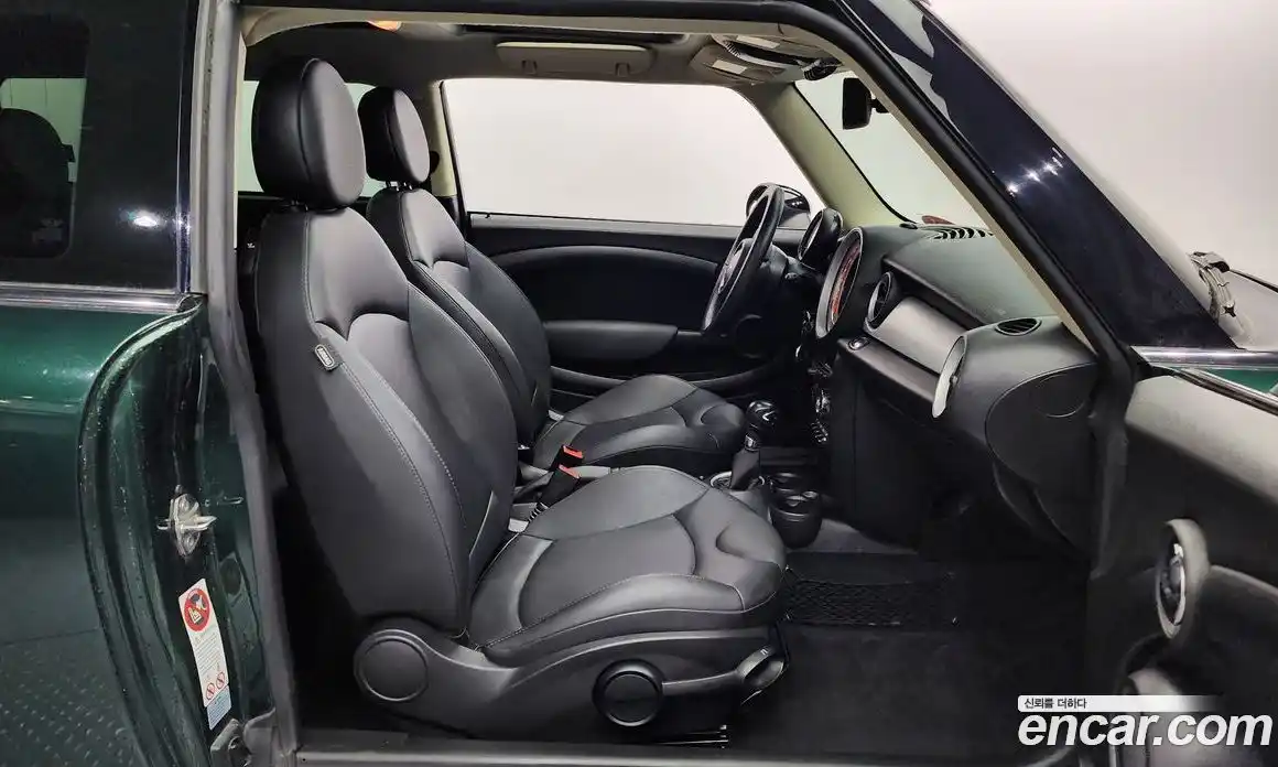 Mini Clubman 2014 2.0 Автомат в Москве № 214336, фото 16