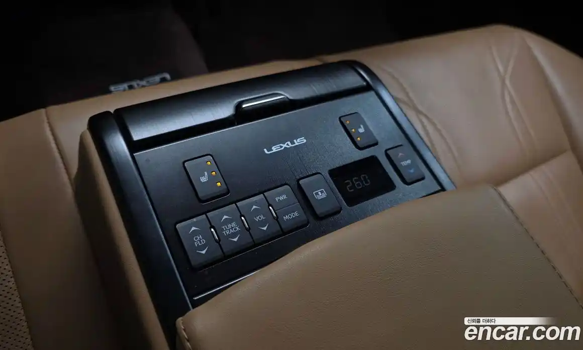 Lexus ES 2019 2.5 Автомат в Москве № 214643, фото 3