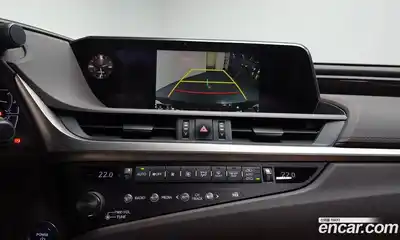 Lexus ES 2019 2.5 Автомат в Москве № 214643, миниатюра 9