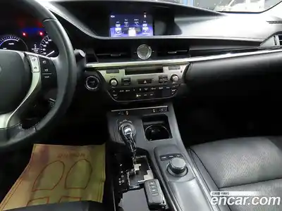 Lexus ES 2015 2.5 Автомат в Москве № 214864, миниатюра 12