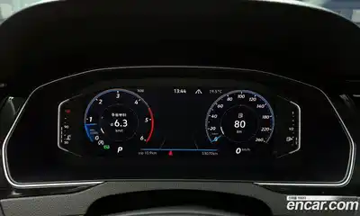 Volkswagen Passat 2021 2.0 Автомат в Москве № 214948, миниатюра 11