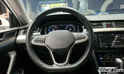 Volkswagen Passat 2021 2.0 Автомат в Москве № 214948, миниатюра 3