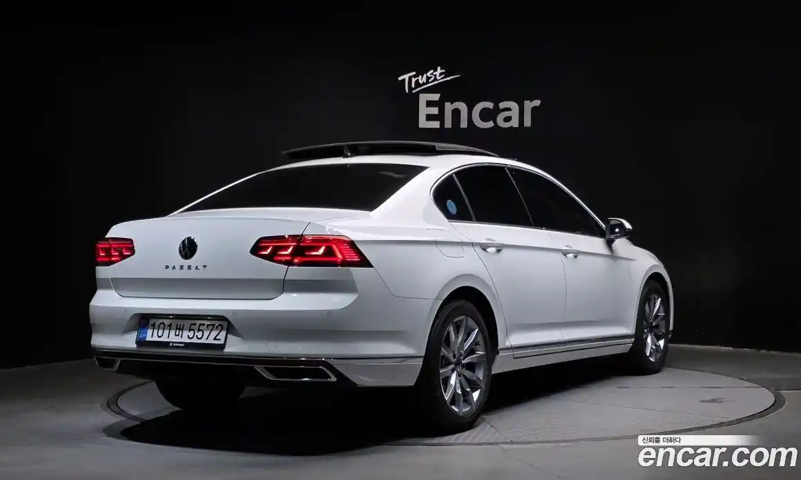 Volkswagen Passat 2021 2.0 Автомат в Москве № 214948, фото 6