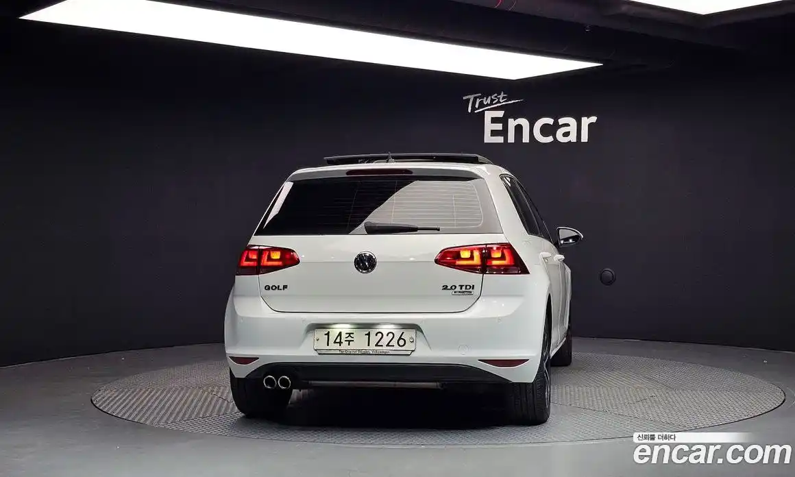 Volkswagen Golf 2015 2.0 Автомат в Москве № 215280, фото 18