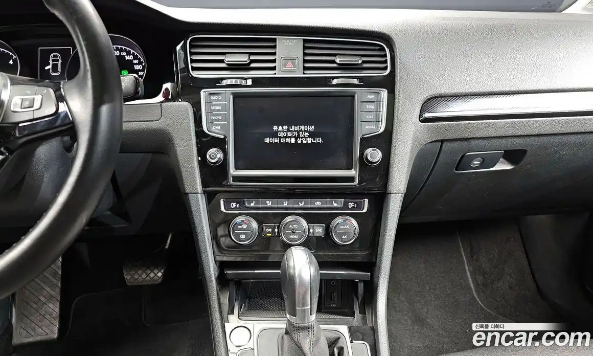 Volkswagen Golf 2015 2.0 Автомат в Москве № 215280, фото 8